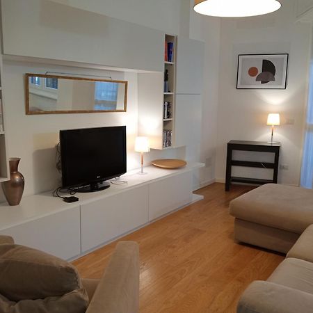 Sandonhouse Milano San Donato Milanese Buitenkant foto